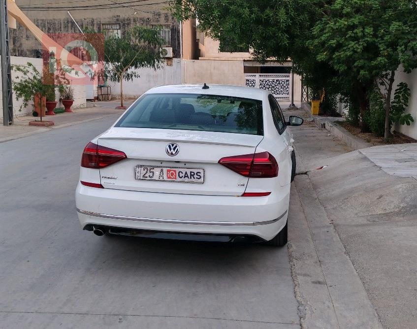 فولكسفاغن باسات